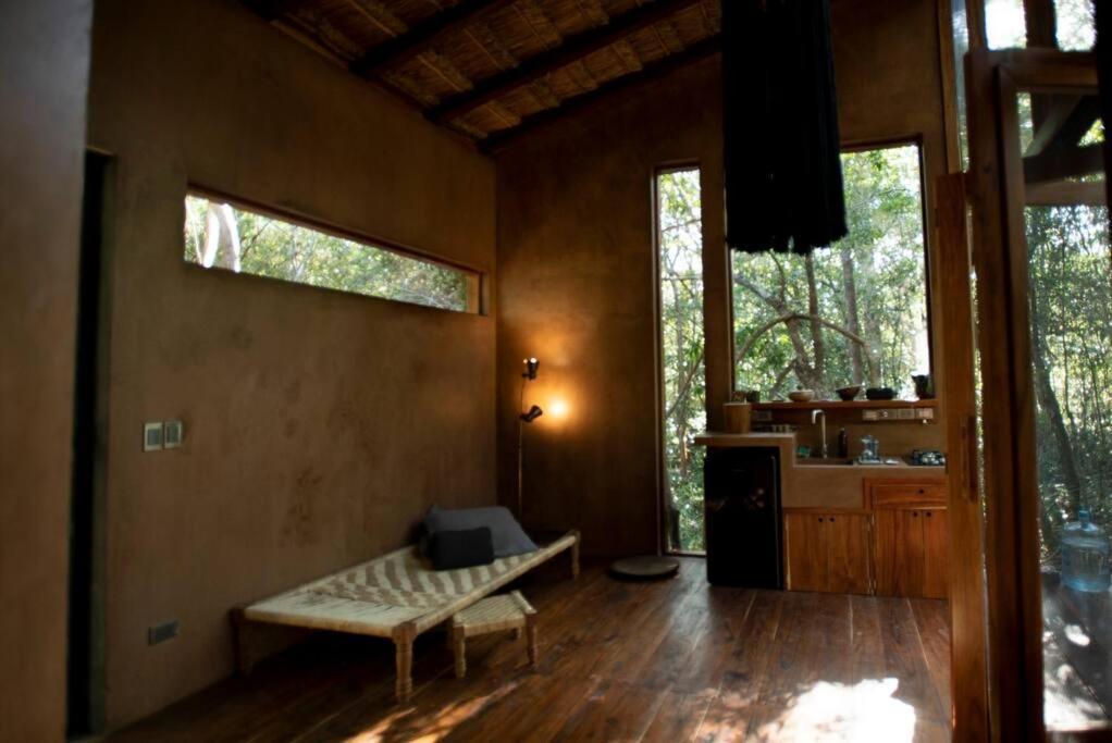 Ojo De Arbol, Boutique Cabin In The Real Jungle Tulum Exterior photo